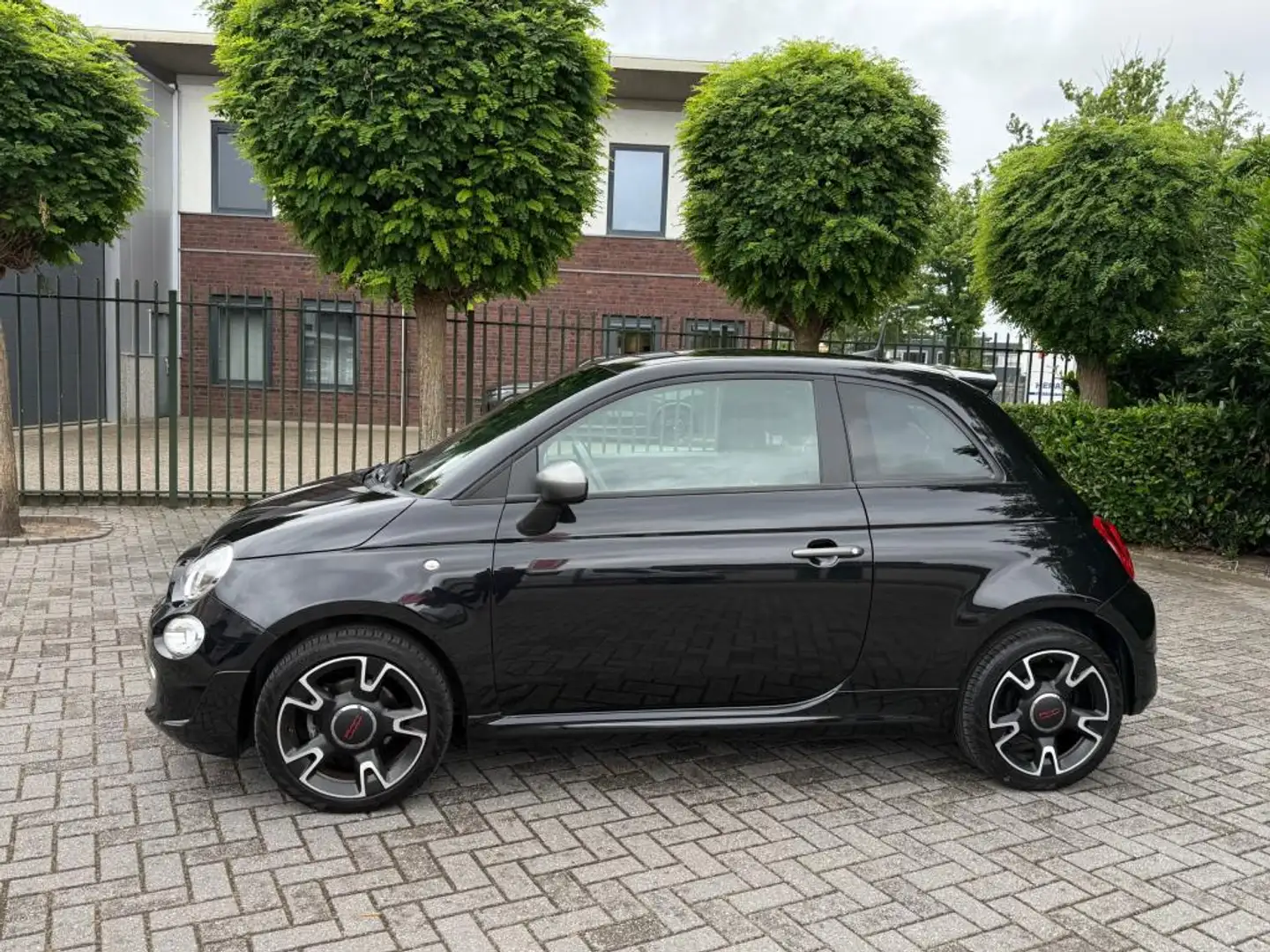 Fiat 500 1.2 (4 cil.) Sport, Apple CarPlay, AIRCO, Cruise C Zwart - 2