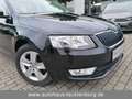 Skoda Octavia 1.6 TDI DSG Combi * Glasdach * Navi * Schwarz - thumbnail 10