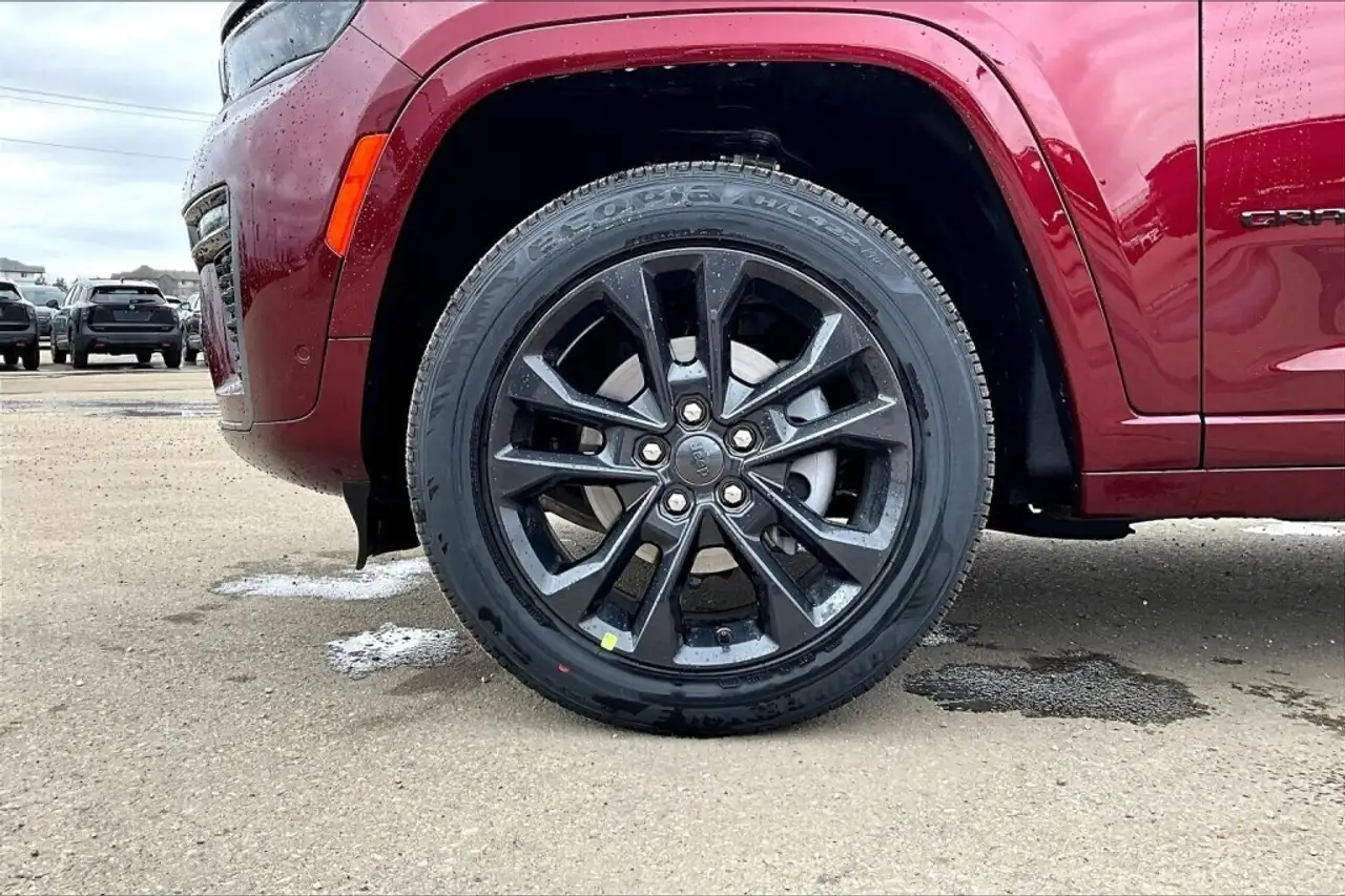 Jeep Grand Cherokee снимка Jeep Grand Cherokee