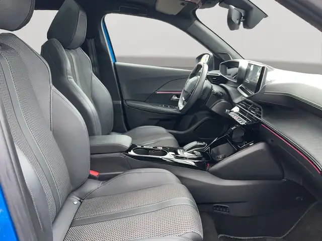 Peugeot E-2008 view 9