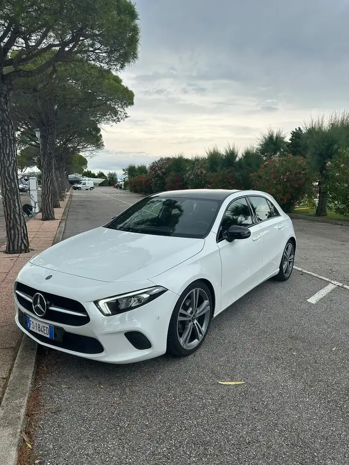 Mercedes-Benz A 180