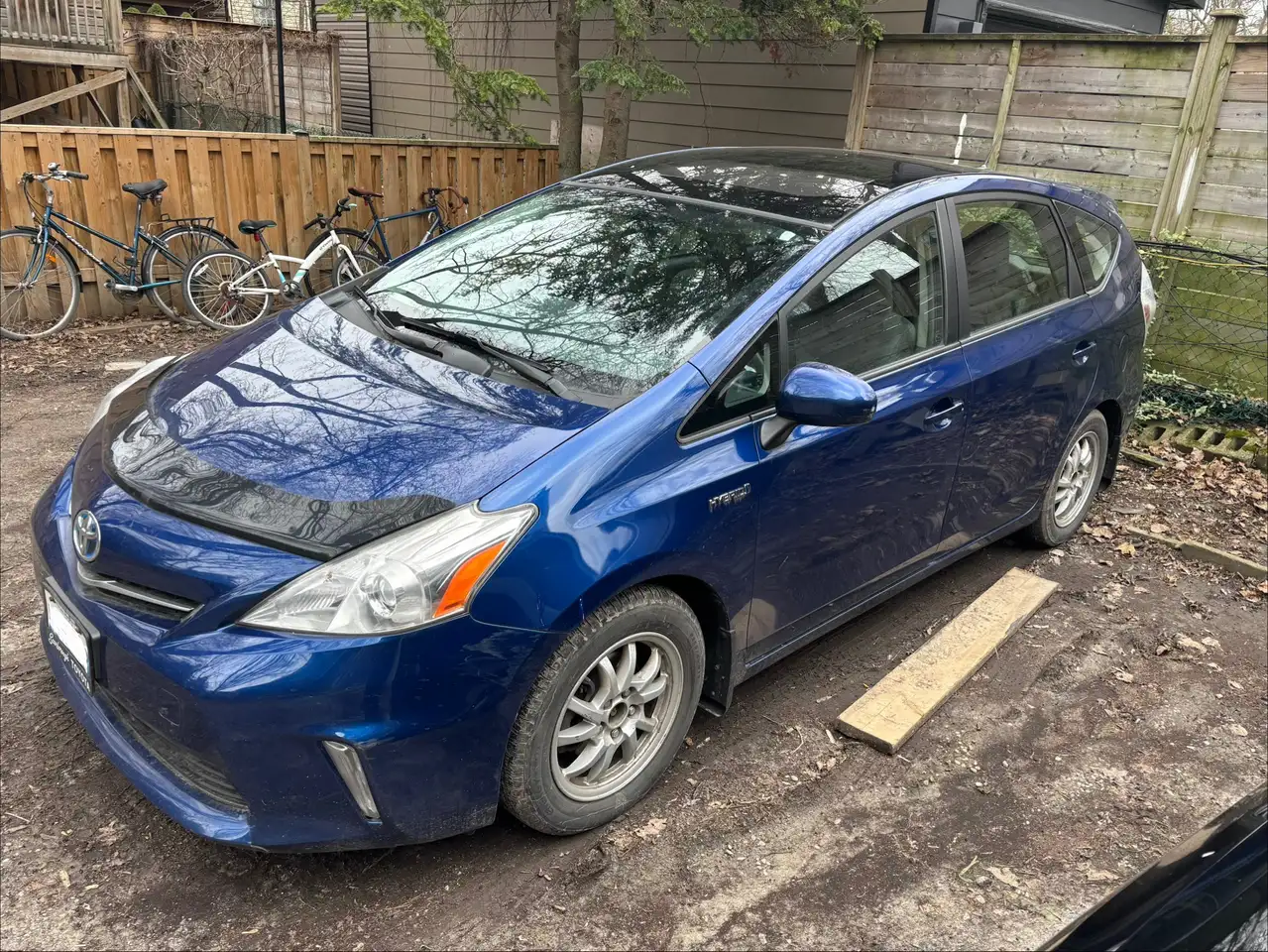 2012 Toyota Prius v