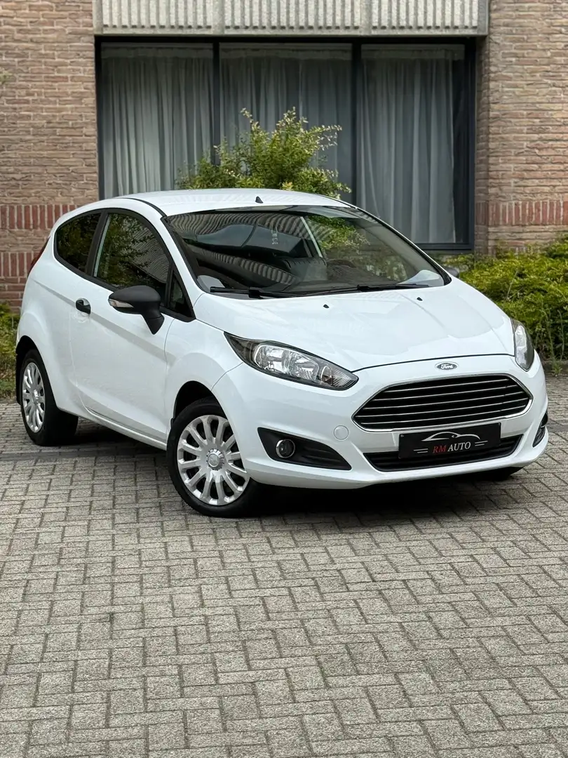 Ford Fiesta Ford Fiesta 1.5 TDCI Diesel Euro5B Utilitaire Blanc - 2