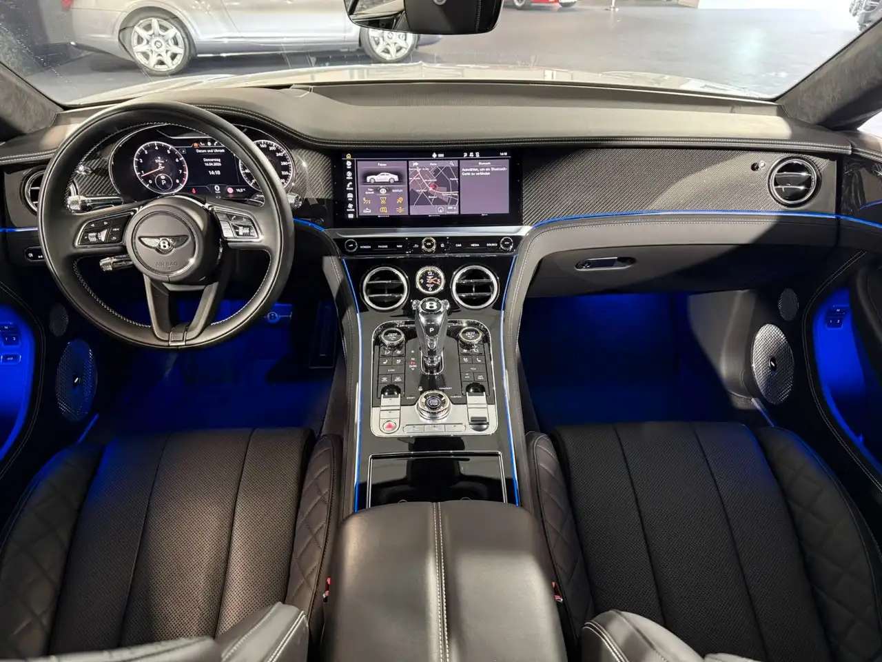 Bentley Continental GT 2022 — фото 12