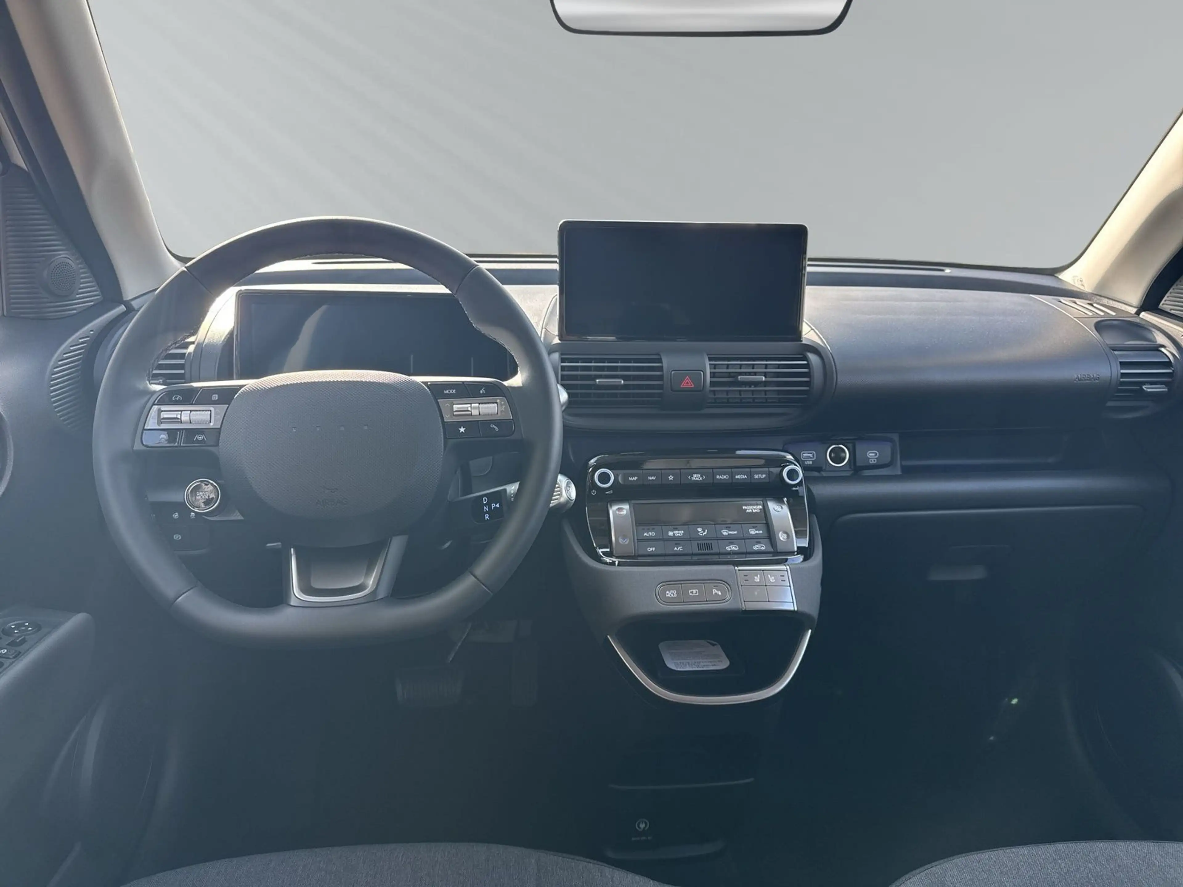 Hyundai Inster MY27 49kWh PRIME+GLAS-SCHIEBEDACH+V2L-PA+ — photo 12