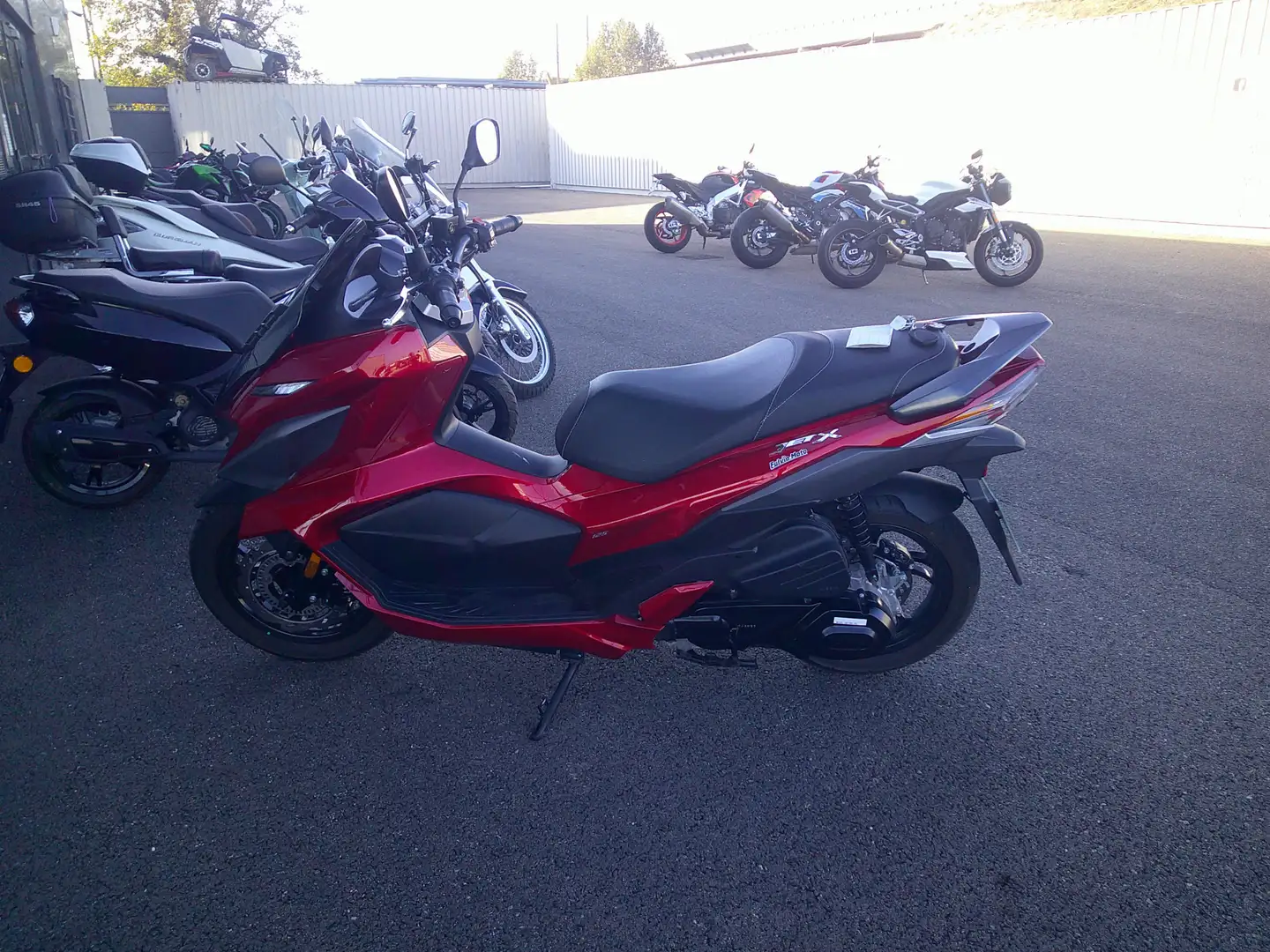 SYM Jet X 125 Красный - 1