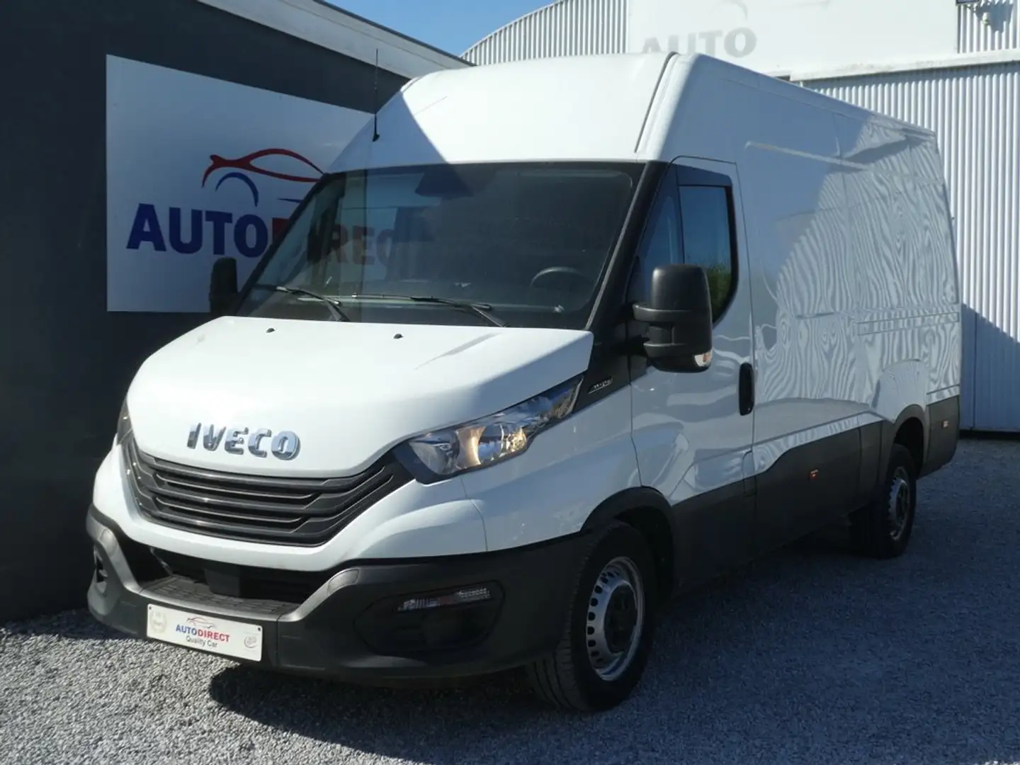 Iveco Daily 2.3D 35-140 L3H2 Airco, Bluetooth * 22.222+Tva * Wit - 1