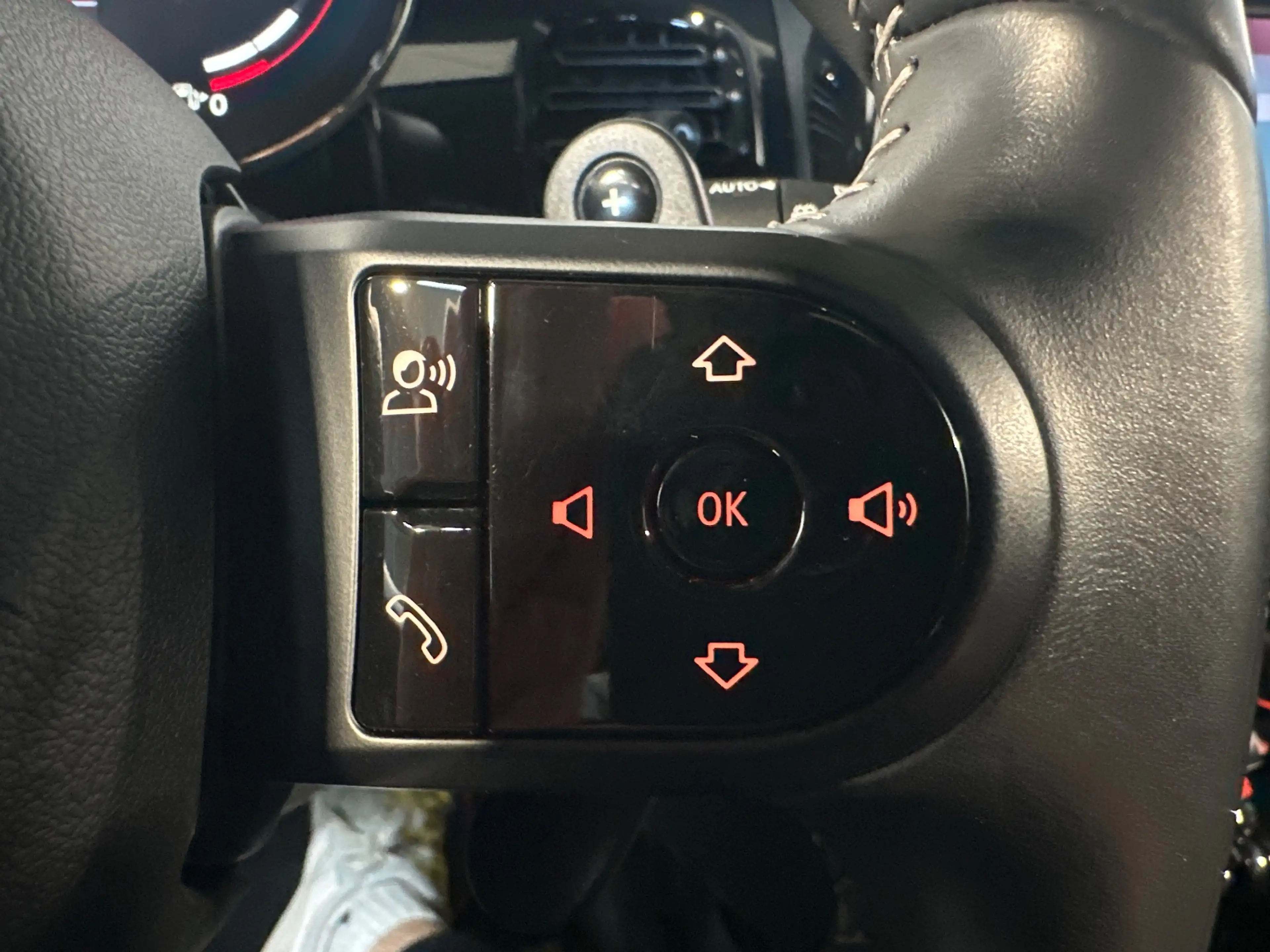 MINI John Cooper Works John Cooper Works Sport-Aut. NAV+LED+KAM+ACC+VC — photo 14