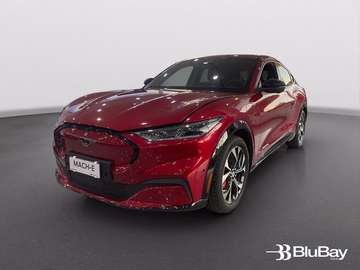 standard range awd 269cv auto