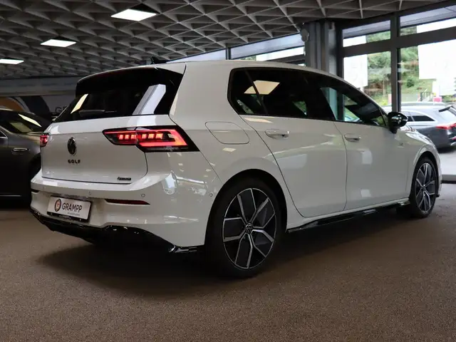 Volkswagen Golf view 5