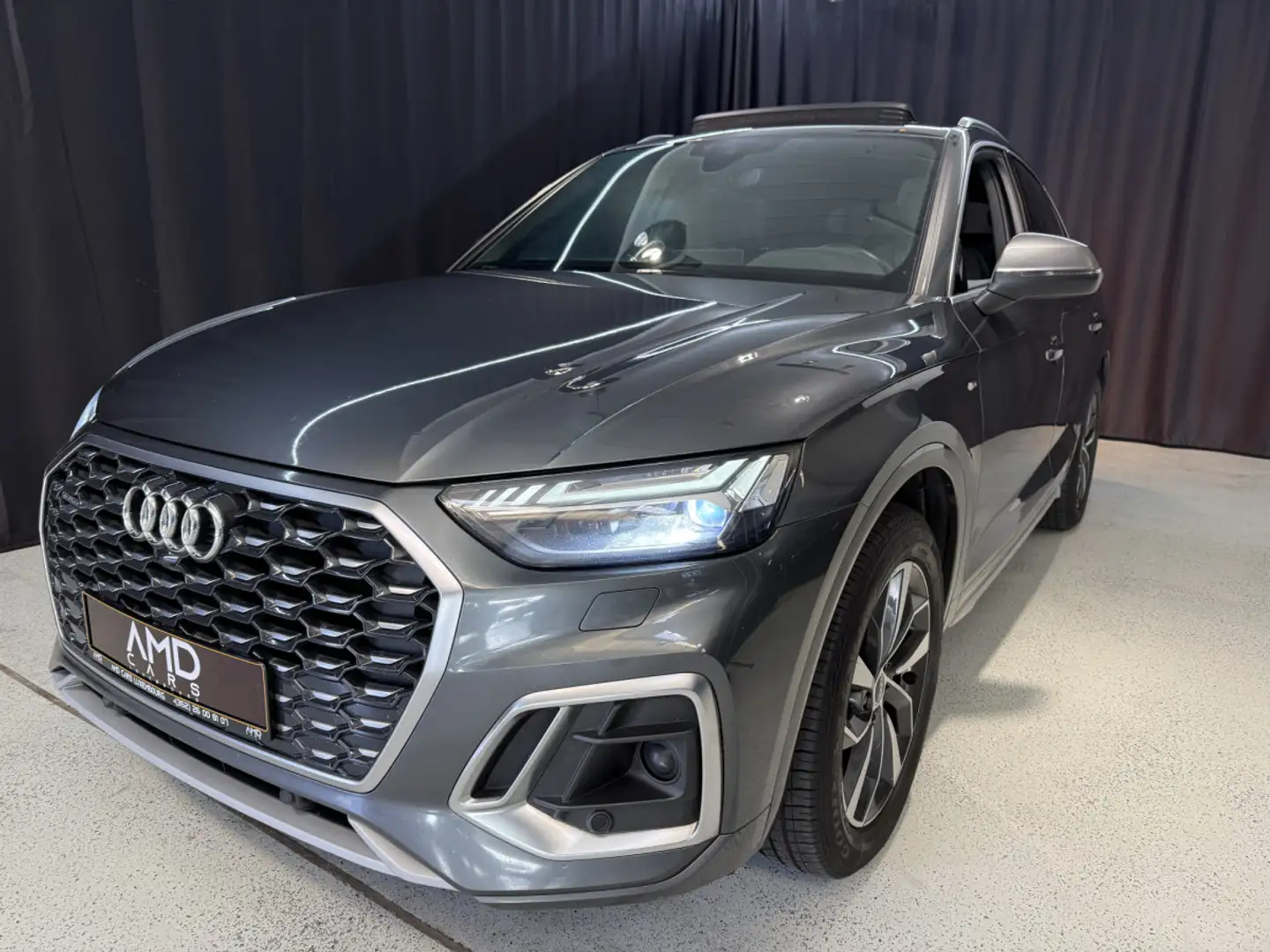 Audi Q5 Sportback 40 TDI quattro S line*PANO*MATIRX Gris - 2