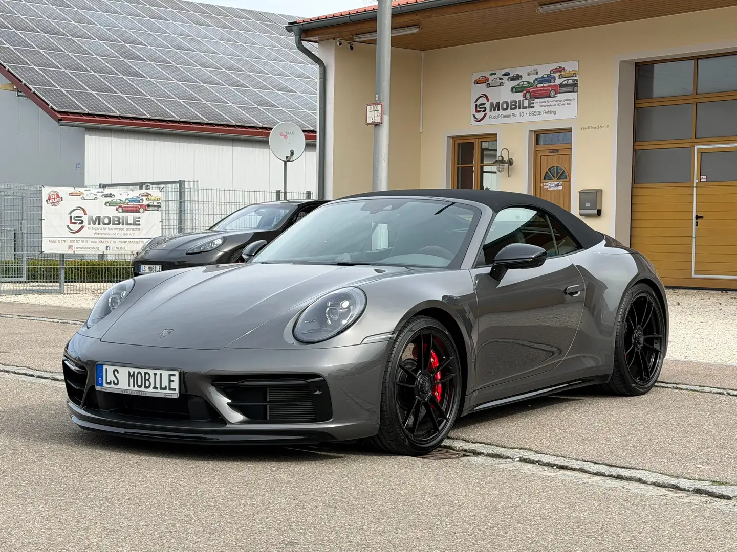 Porsche 992 Carrera 4 GTS Cabrio Ambiente* APPROVED 04/28 Grau - 1