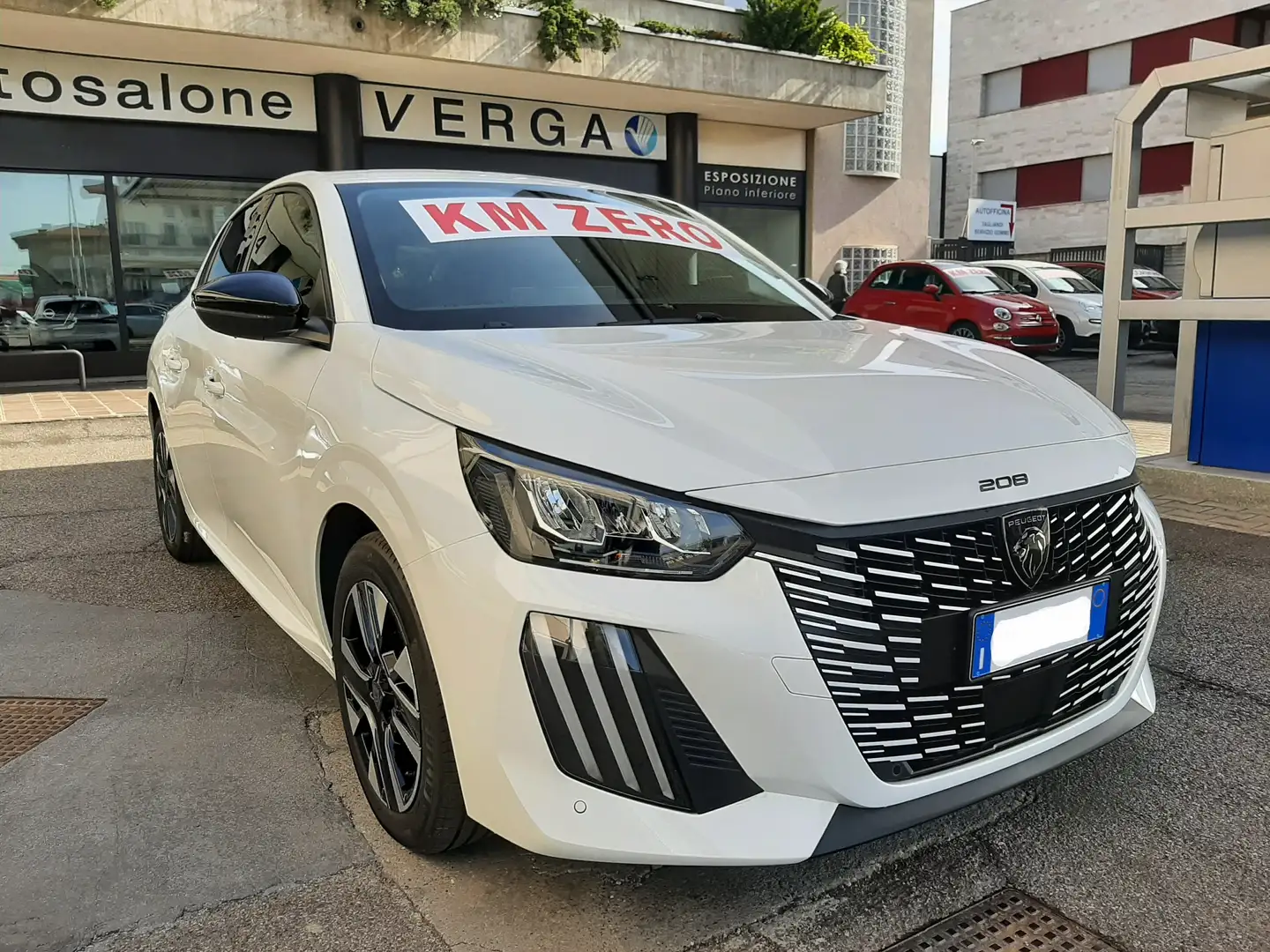 Peugeot 208 1.2 P.Tech100CV ALLURE VARI COLORI nessun vincolo Bianco - 1