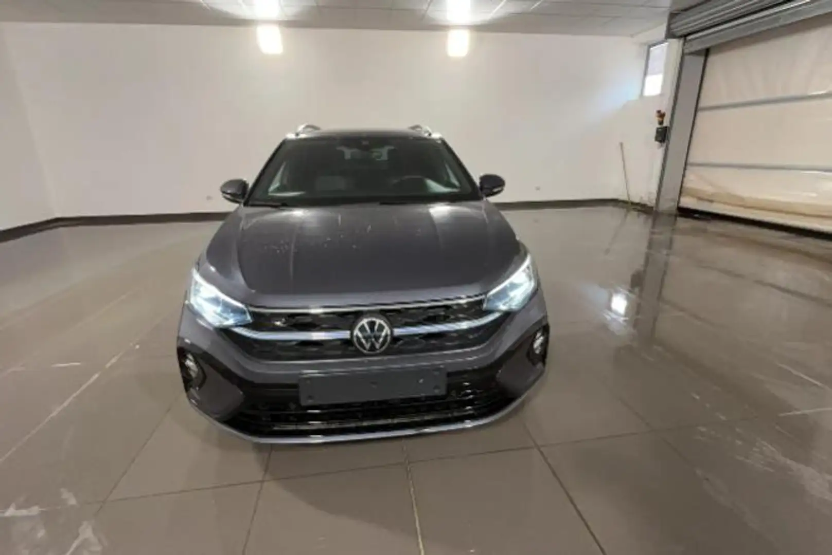 Volkswagen Taigo 1.0 tsi R-Line 115cv dsg Grigio - 2
