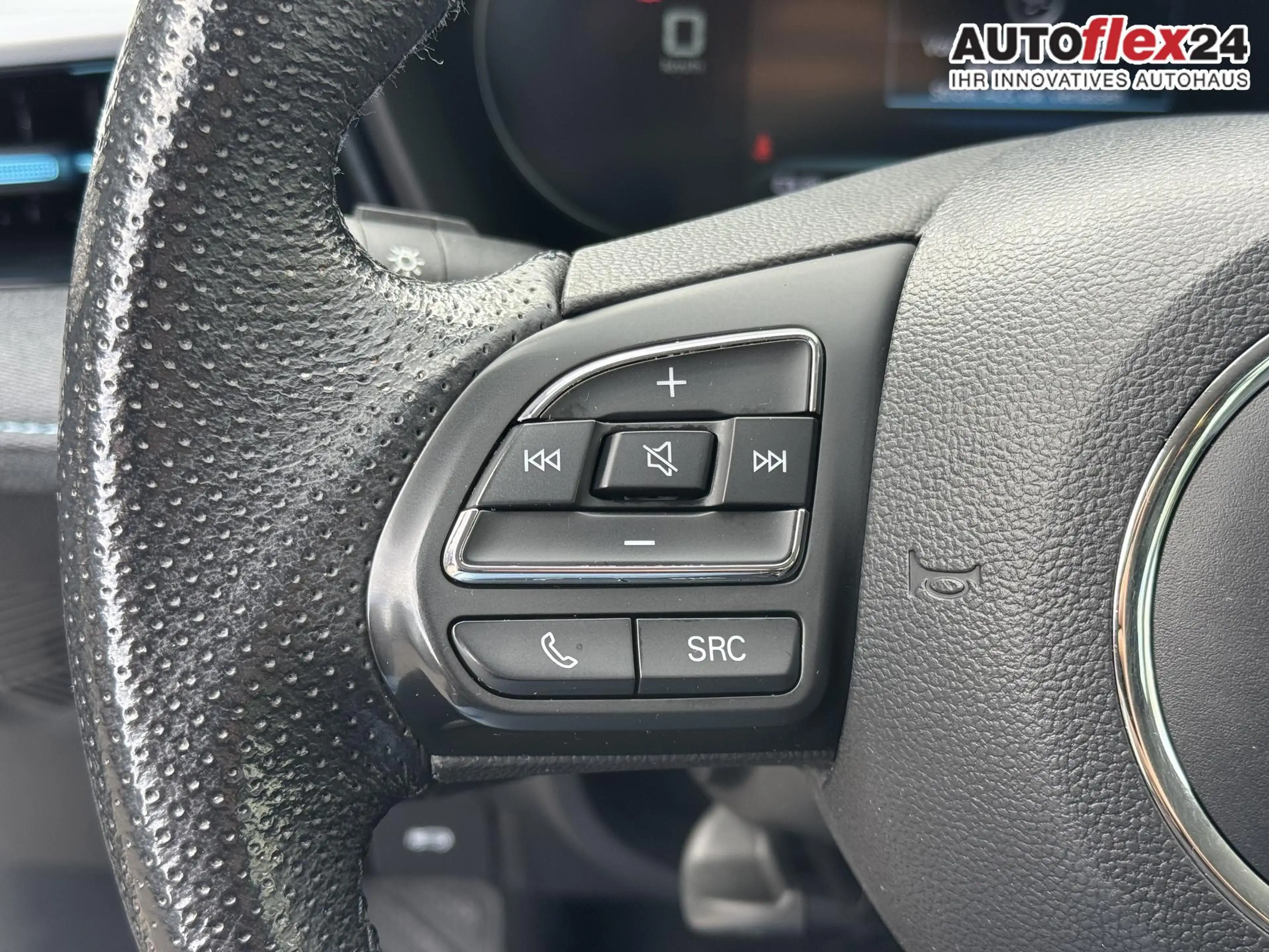 MG MG5 Luxury LED 360° PDC Leder AT 2zoKlima 130 kW (1... — photo 14