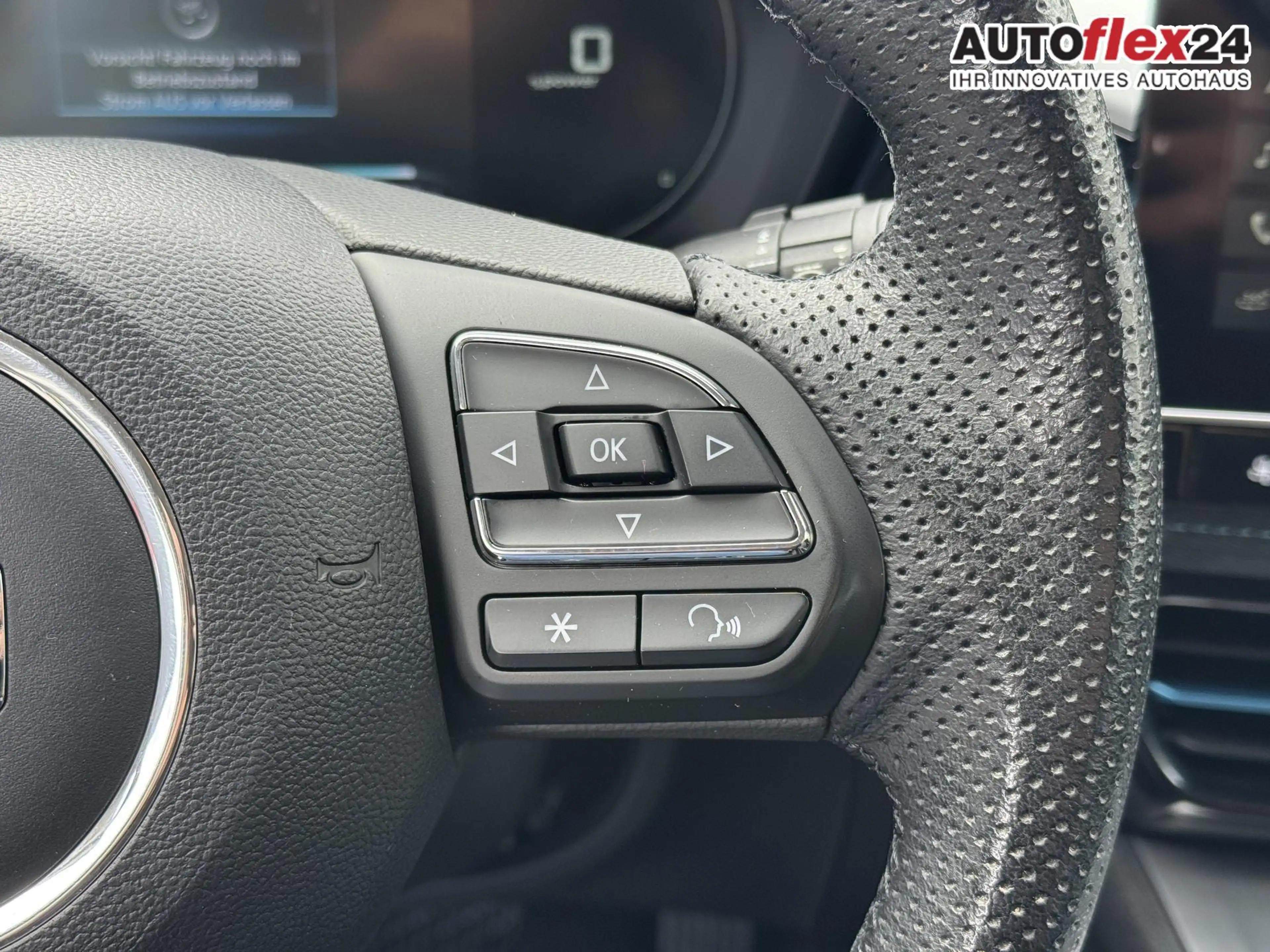 MG MG5 Luxury LED 360° PDC Leder AT 2zoKlima 130 kW (1... — photo 15