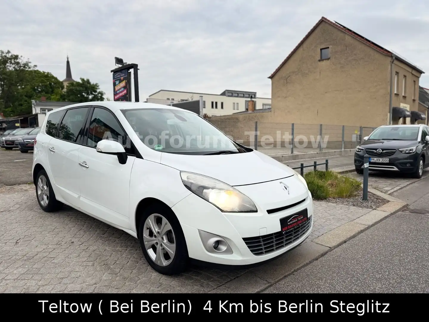 Renault Grand Scenic Dynamique 2.0 16V 140 CVT*Automatik - 1