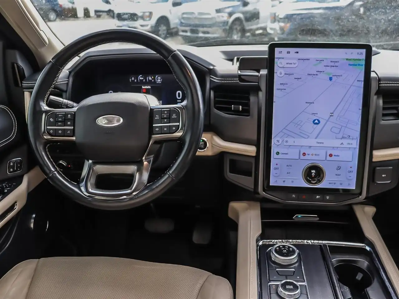 Ford Expedition снимка Ford Expedition