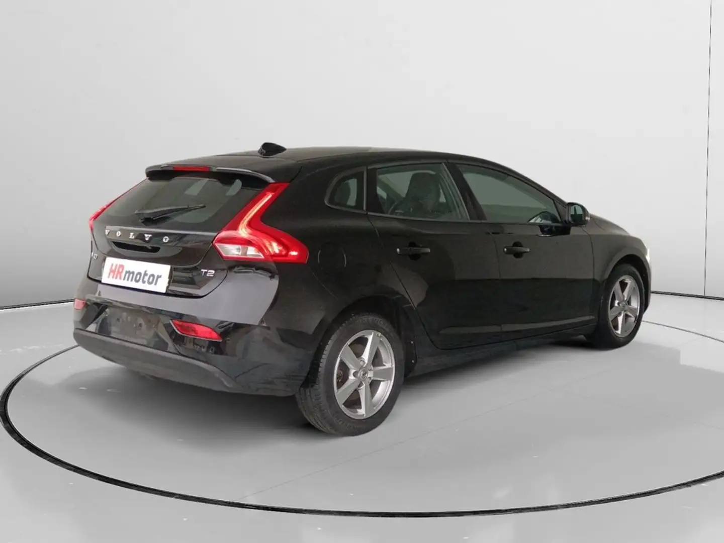 Volvo V40 T2 Momentum Aut. Negro - 2
