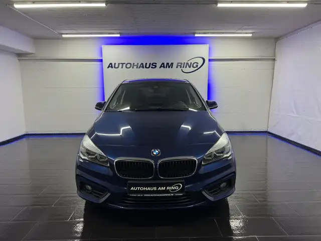BMW 216 NAVI ALU TEMPO SZHG LED PDC