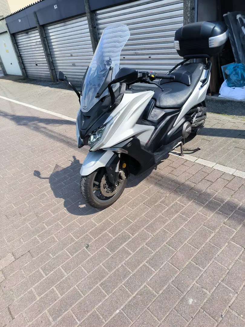 Kymco AK 550 Szary - 1