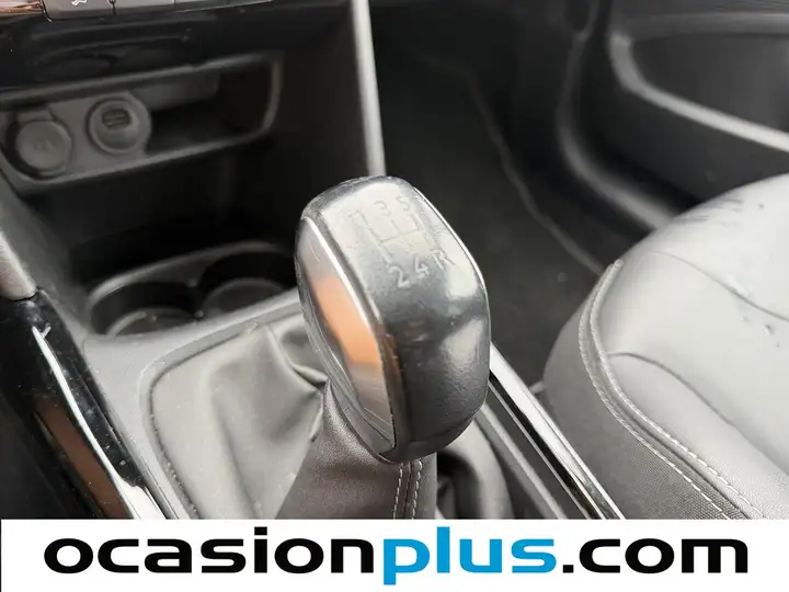 Peugeot 2008 2019, foto 5