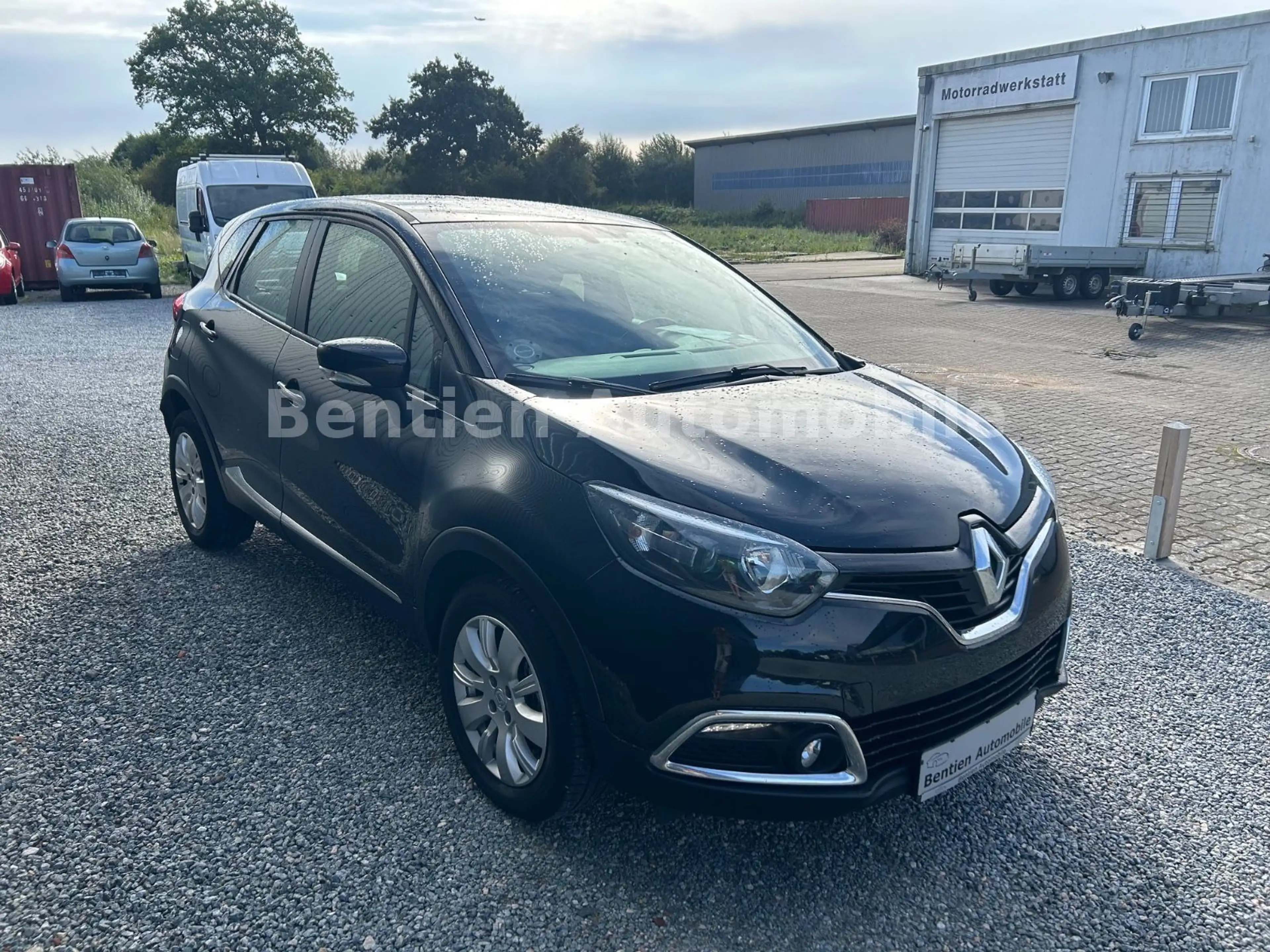 Renault Captur Experience,Navi,SHZ,AHK,PDC,Klima — photo 4