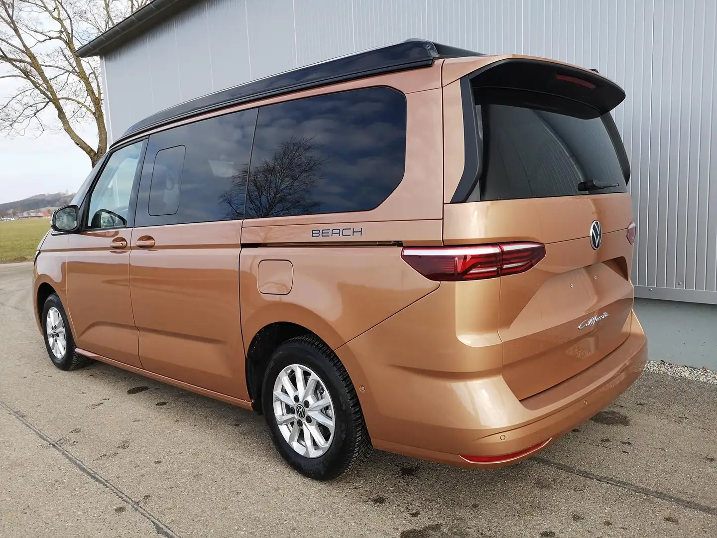 Volkswagen T7 California T7 2.0TDI DSG California Beach GV5 Komfort+ Bronze - 2