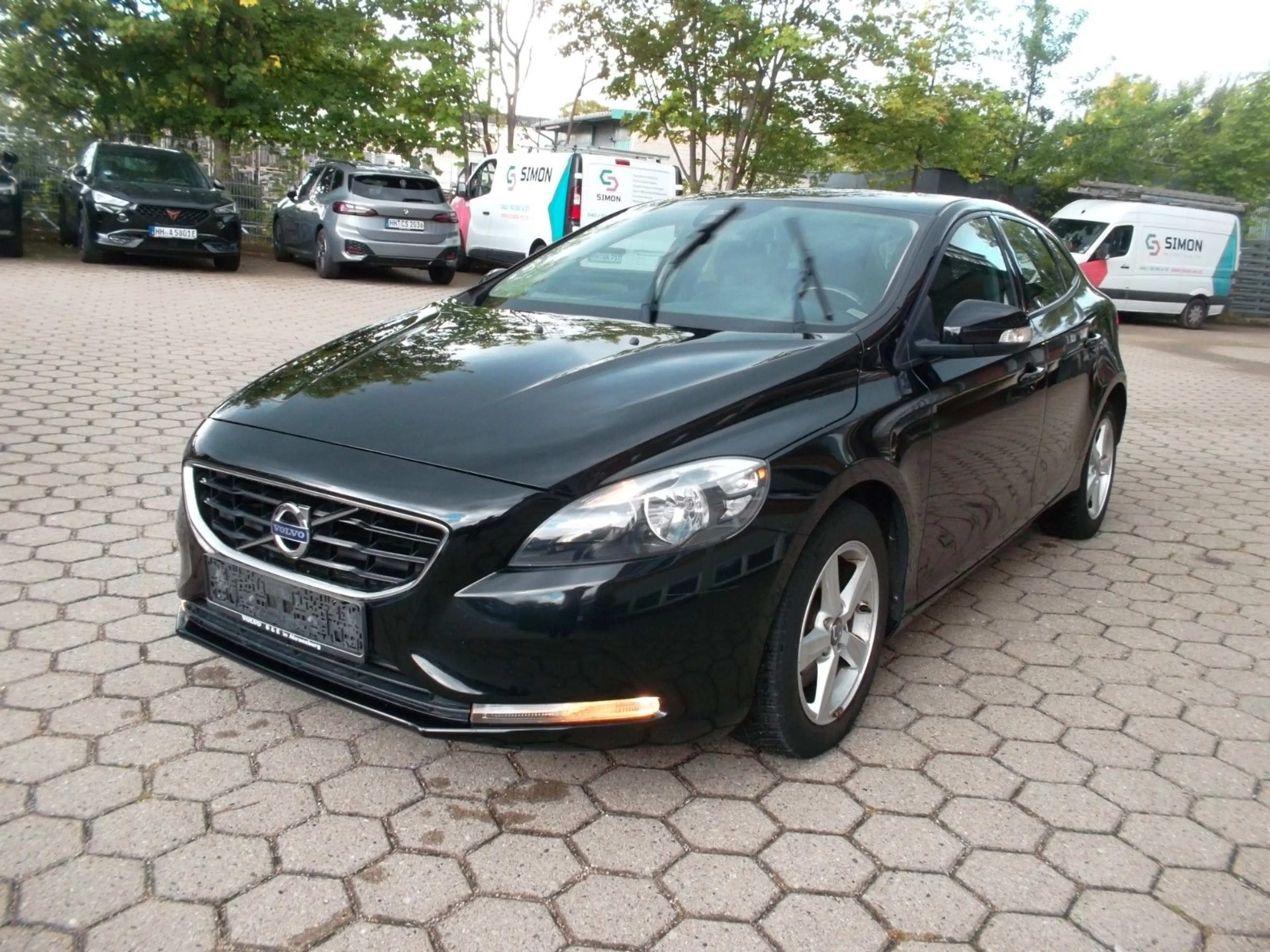 Volvo V40 1,6 Kinetic, 1.HAND