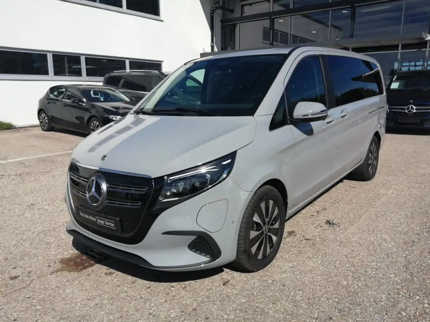 Mercedes-Benz EQV 300 *Facelfit* Lang Distronic*MBUX*Navi*Kamera*LED*PDC Grau - 2