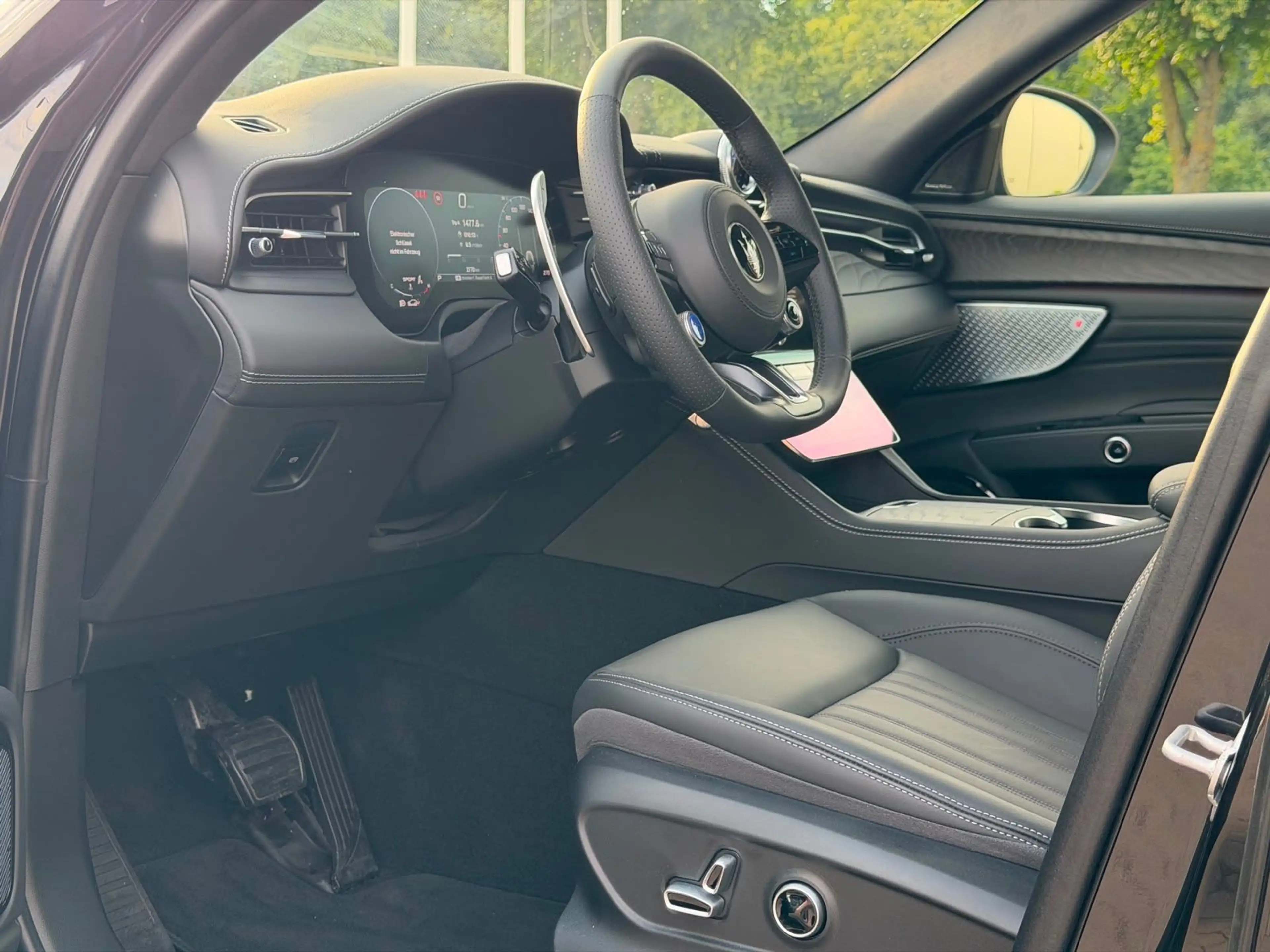 Maserati Grecale Modena 221 kW 2.0 Mild-Hybrid AWD GT — photo 13