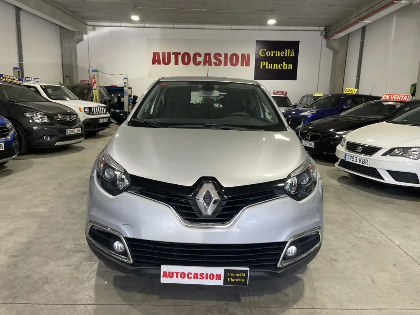 Renault Captur TCe eco2 Energy Zen 90 Plateado - 2