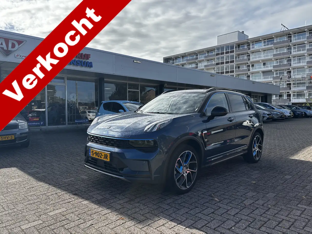 Lynk & Co 01