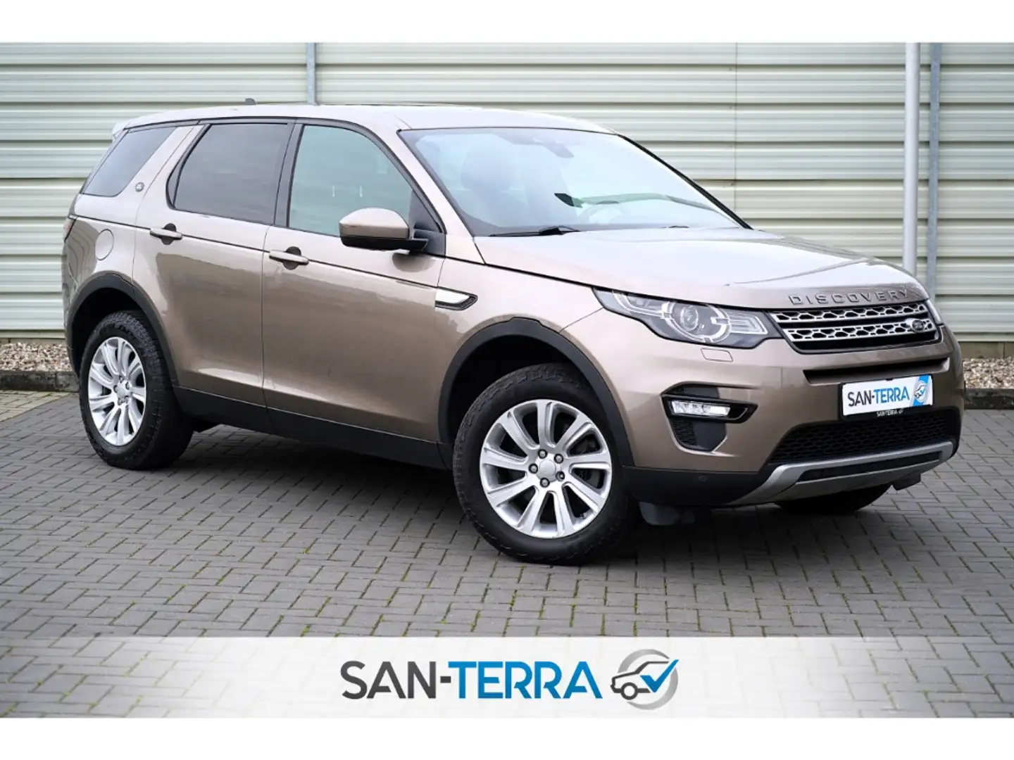 Land Rover Discovery Sport HSE 2.0 TD4 XENON*PANO*LEDER*MEMORY*AHK* Braun - 1