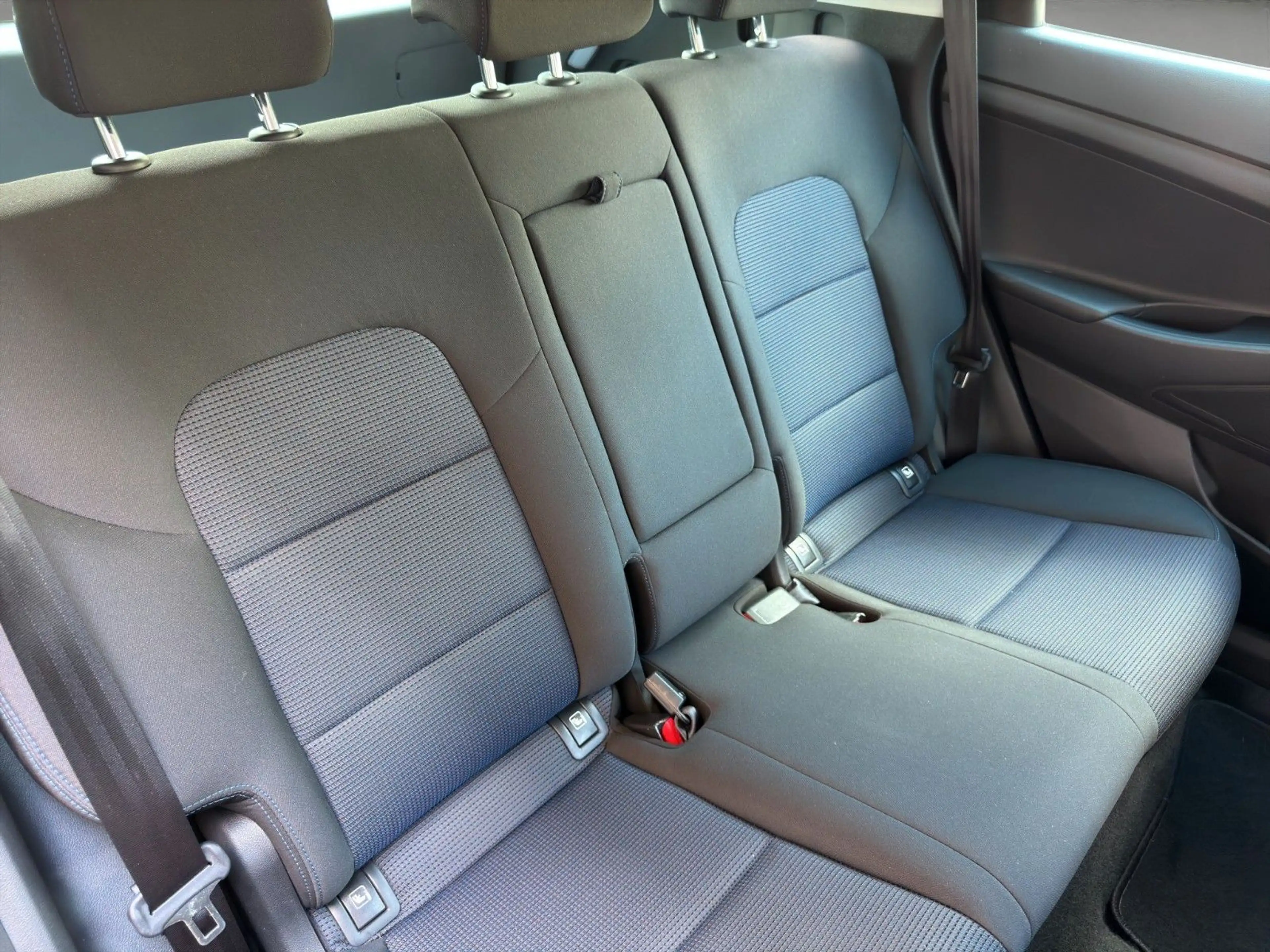 Hyundai TUCSON Trend 4WD*Navi*Kamera*SHZ*PDC*Temp*Isofix — photo 11