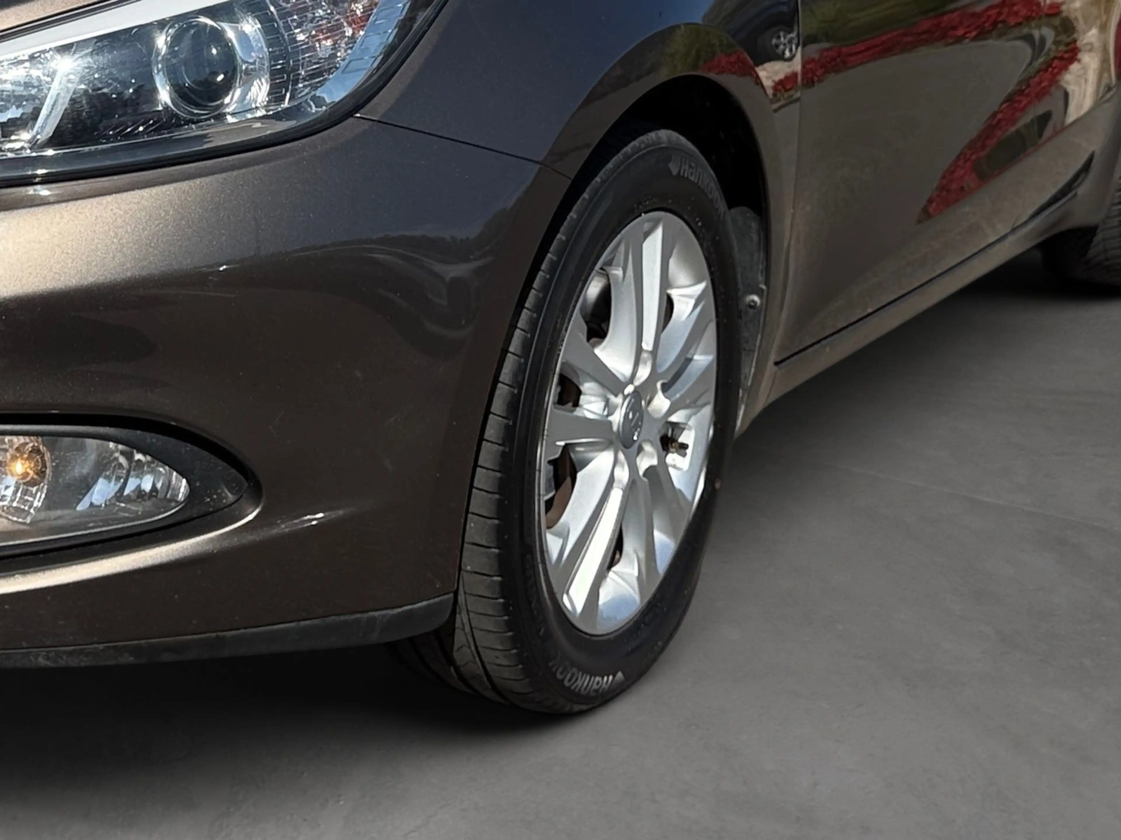 Kia Ceed / cee'd Ceed SW 1.6 Dream Team Sitzheizung AHK PDC Klima — photo 8