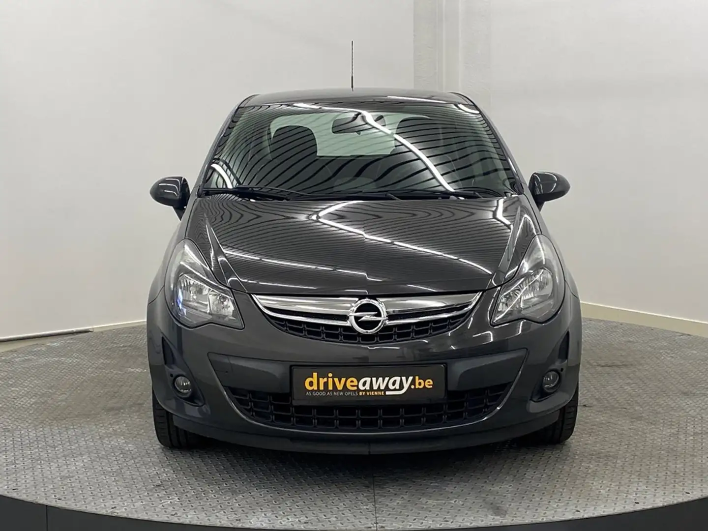 Opel Corsa Automaat in goede staat met garantie Brun - 2
