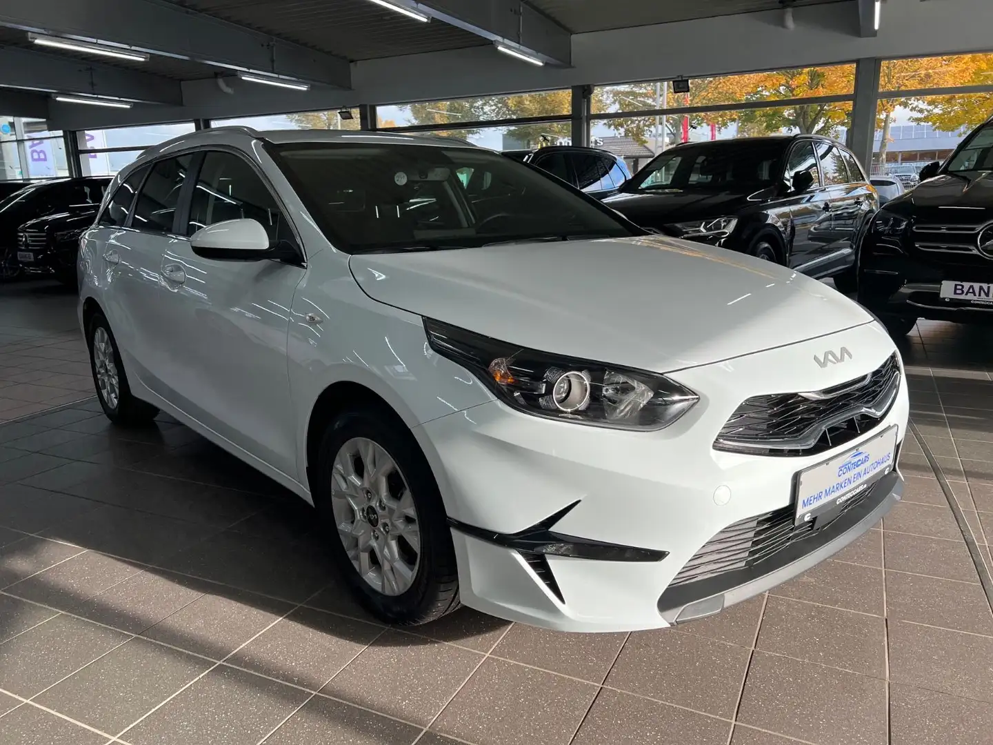 Kia Ceed SW / cee'd SW Ceed Sportswagon 1.6 CRDI Vision Komfort Paket Blanc - 2