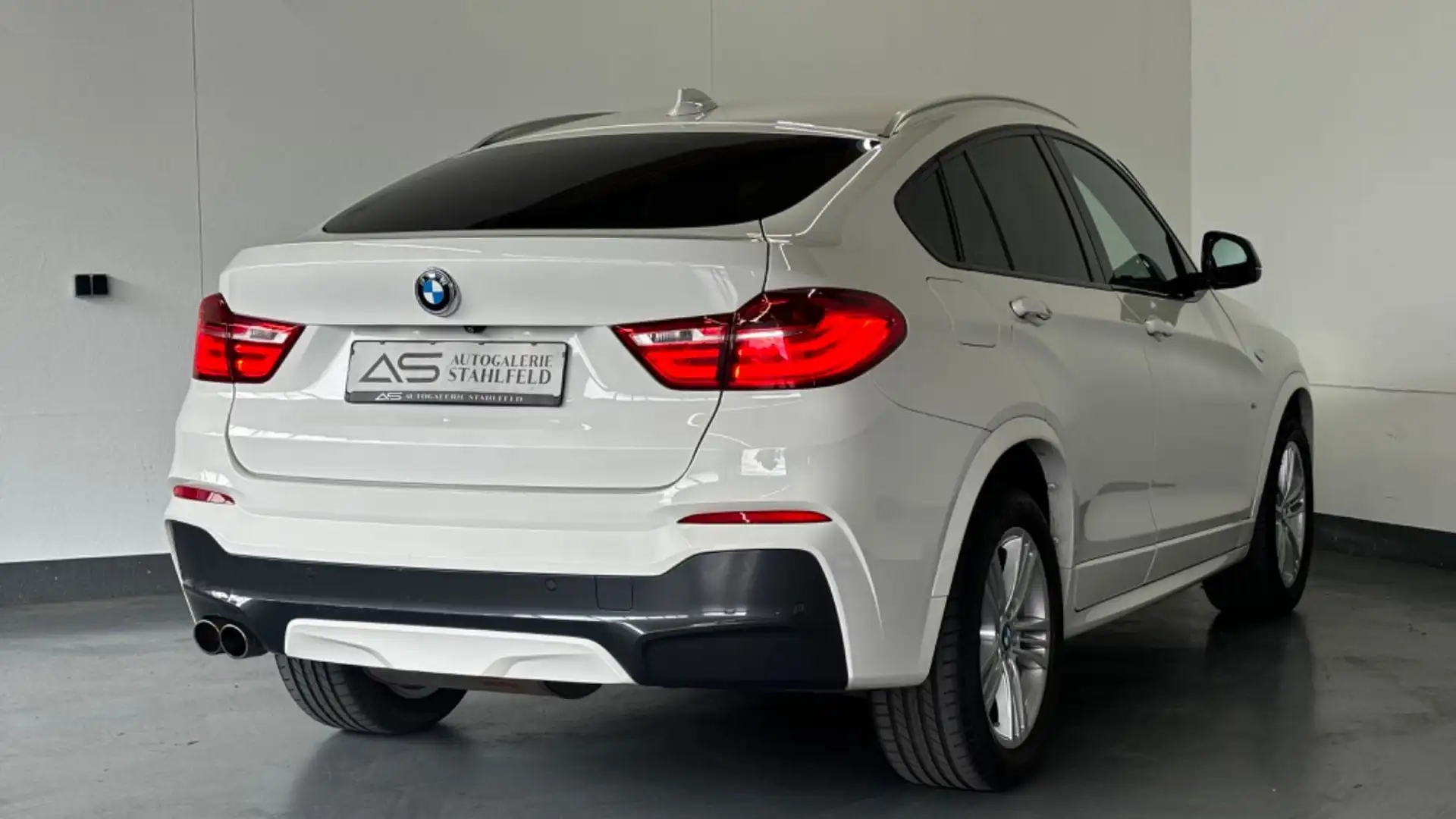 BMW X4 2.0d X-Drive M-Paket/BiXenon/SHZ/Kamera/Multi Weiß - 2