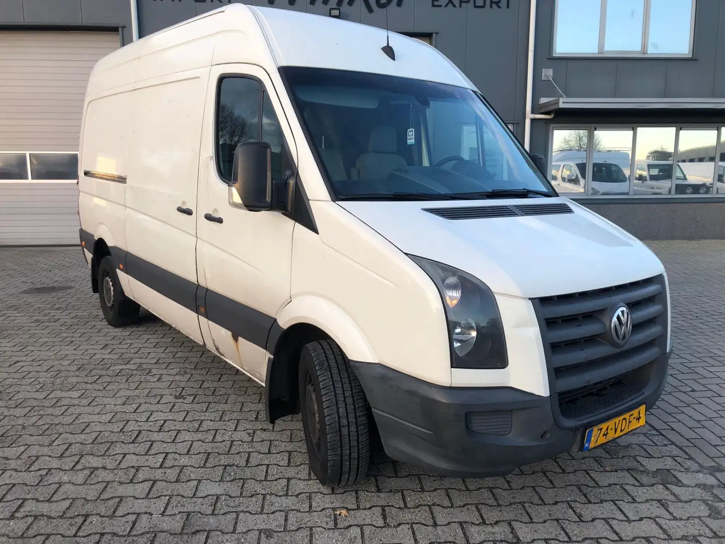 Volkswagen Crafter 35 2.5 TDI L2H2 - 2