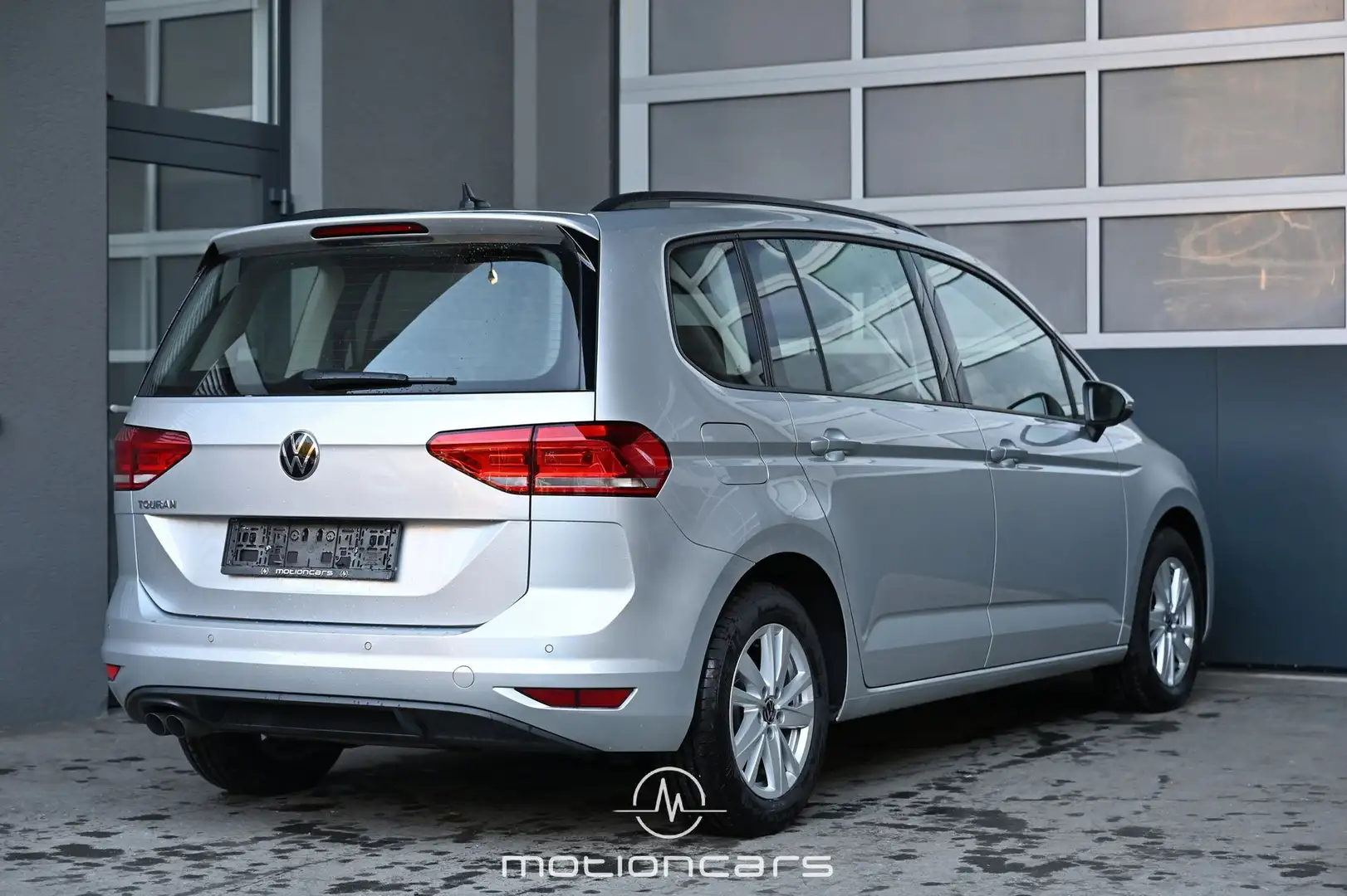 Volkswagen Touran 2.0 TDI BMT/Start-Stopp Comfortline Pickerl NEU Silber - 2