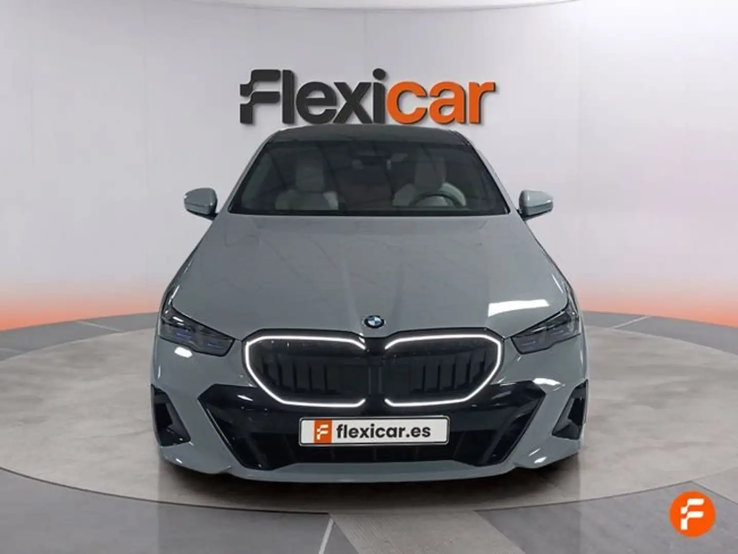 BMW 540 540d xDrive Gris - 2