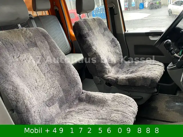 Volkswagen T5 view 14