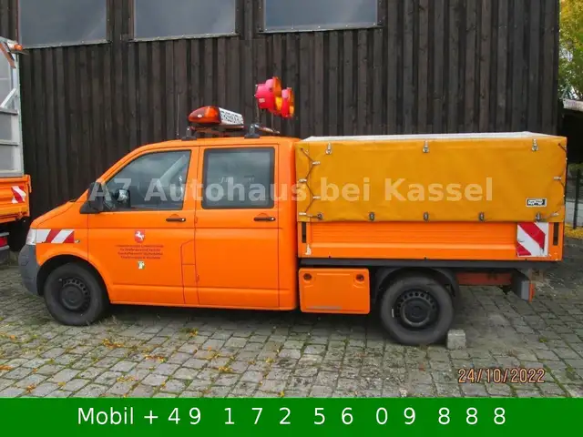 Volkswagen T5 view 5