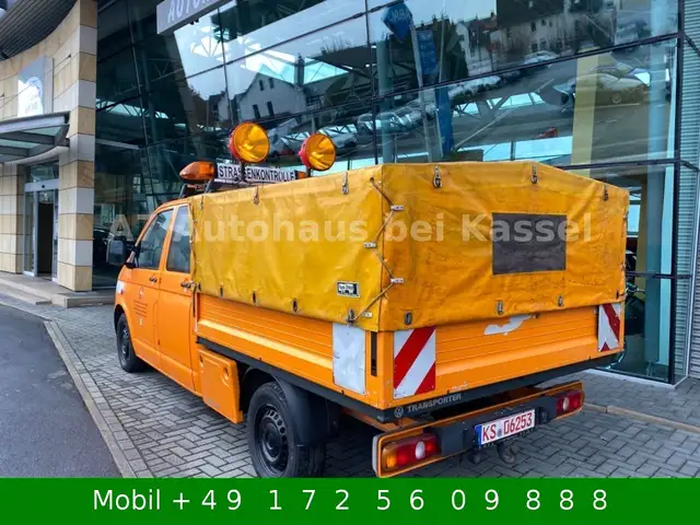 Volkswagen T5 view 9
