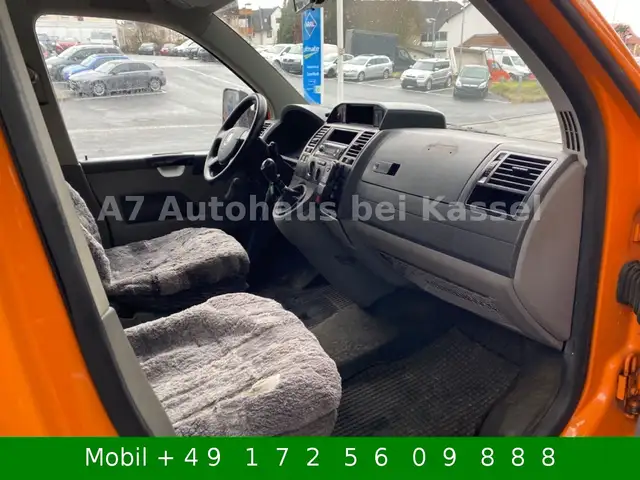 Volkswagen T5 view 15