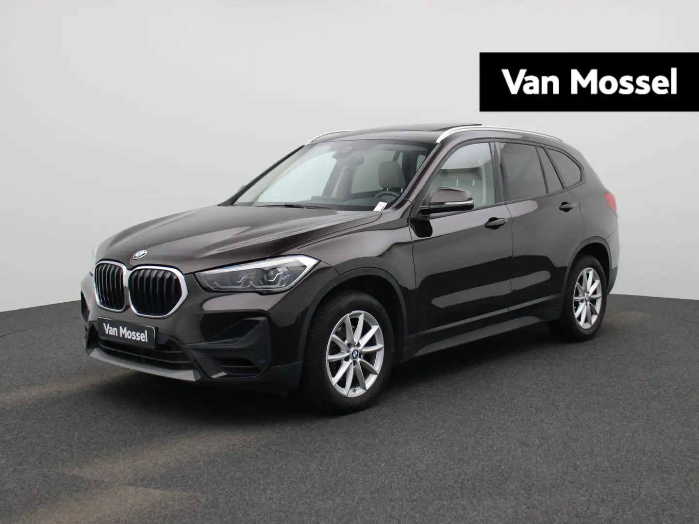 BMW X1 sDrive18i | Panoramadak | Camera | Harman Kardon | Brun - 1