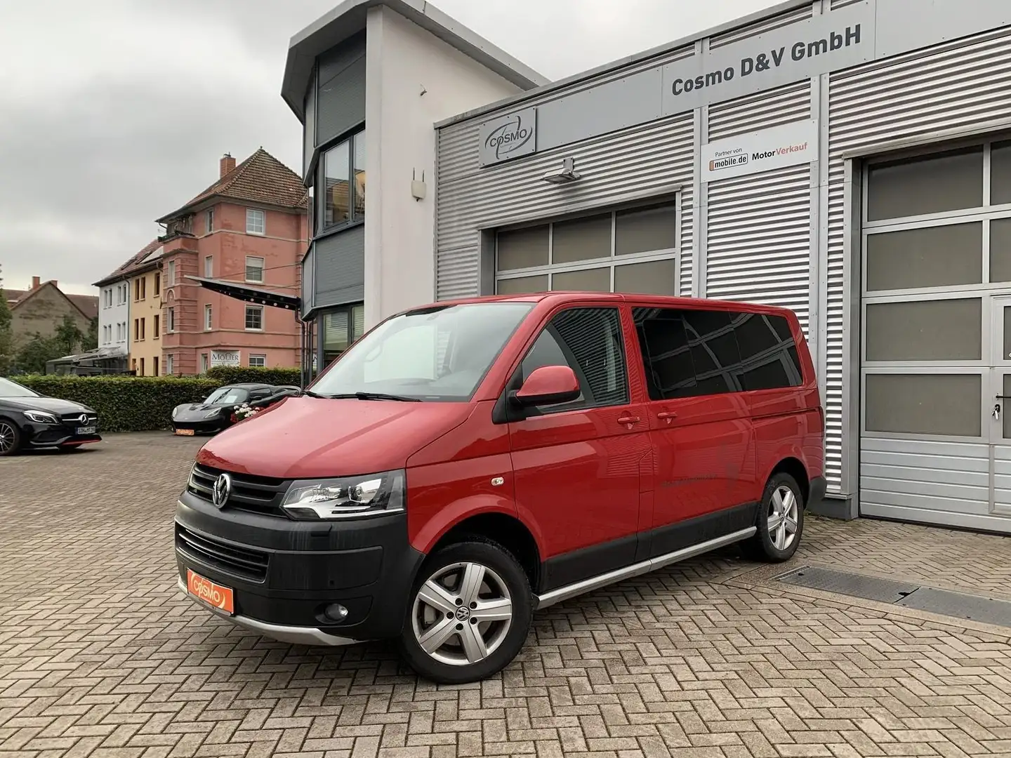 Volkswagen T5 Multivan PanAmericana 4Motion+AHK+NAVI+XENON Rot - 1