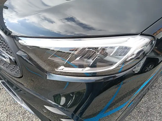 Mercedes-Benz GLC view 28