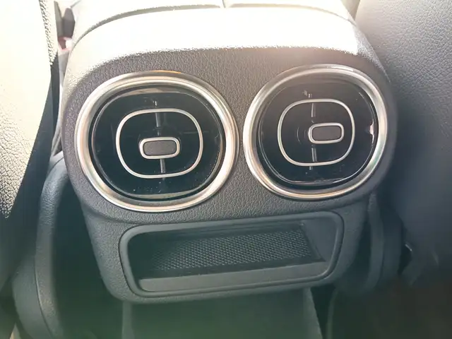 Mercedes-Benz GLC view 11